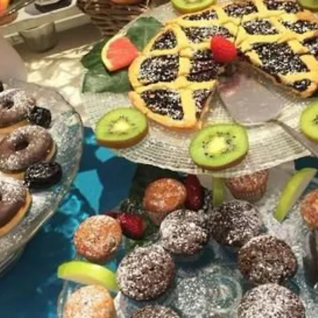 Отель Erbavoglio Римини